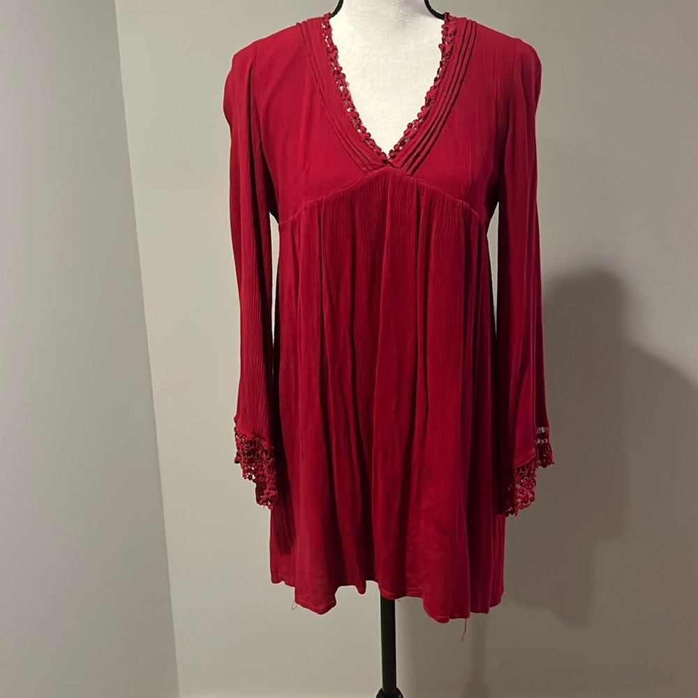 JODIFL Red Blouse detailed sleeves great cut